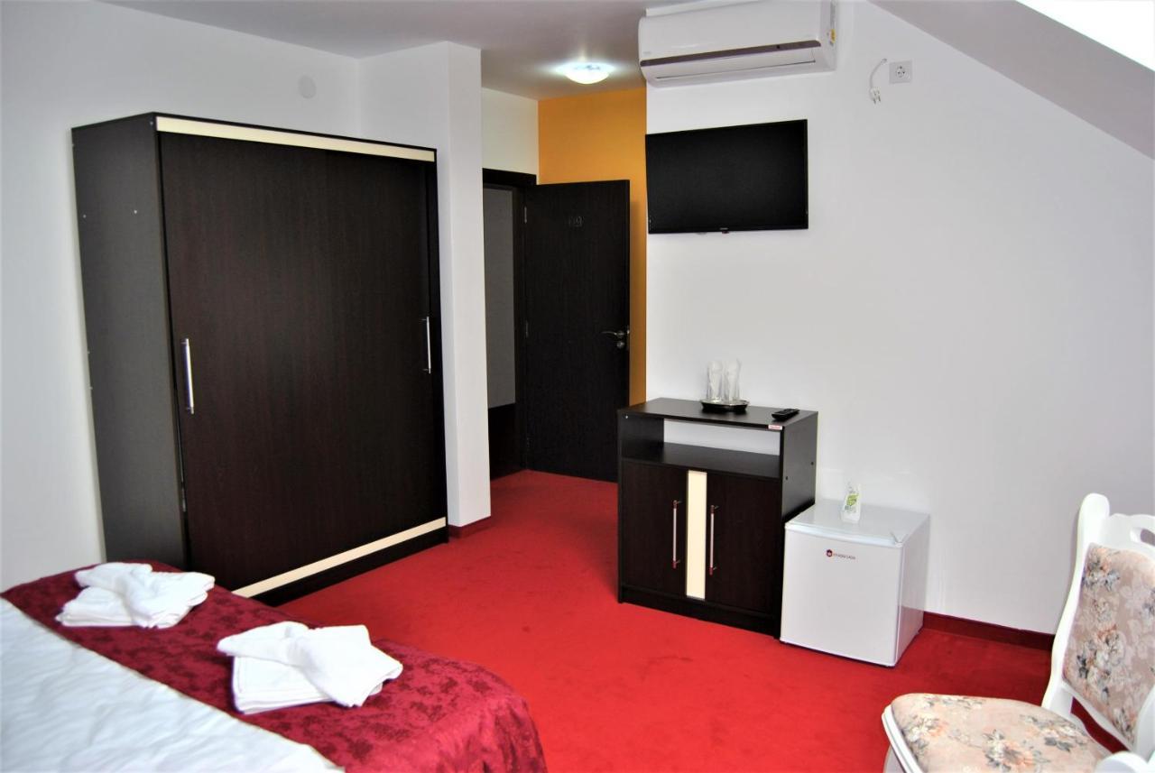 Hotel Ari Events Caseiu Zewnętrze zdjęcie