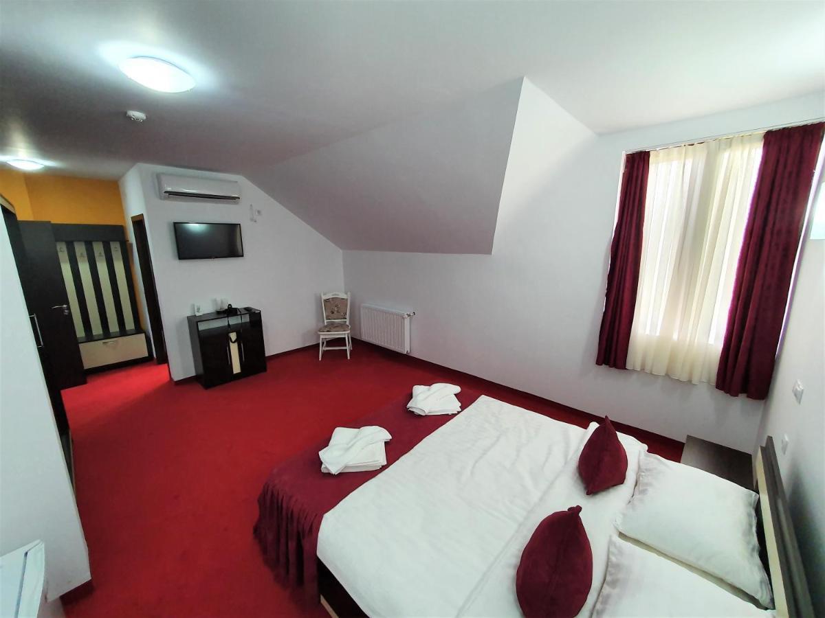 Hotel Ari Events Caseiu Zewnętrze zdjęcie