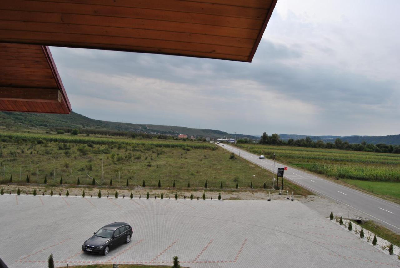 Hotel Ari Events Caseiu Zewnętrze zdjęcie